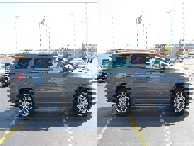 Used 2024 Dodge Durango GT image 4