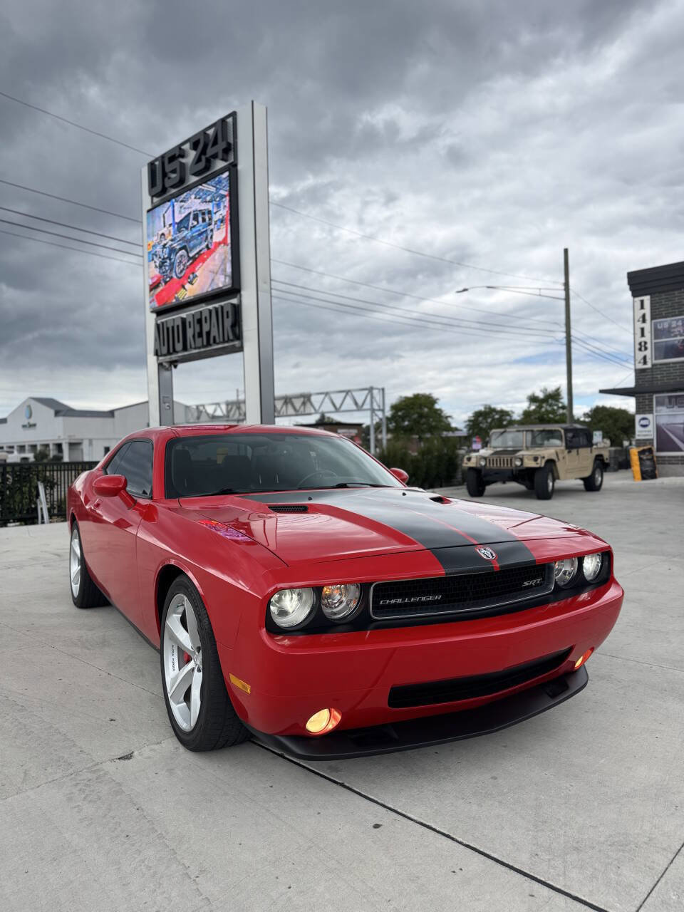 Used 2010 Dodge Challenger SRT8 w/ SRT Option Group II image 1