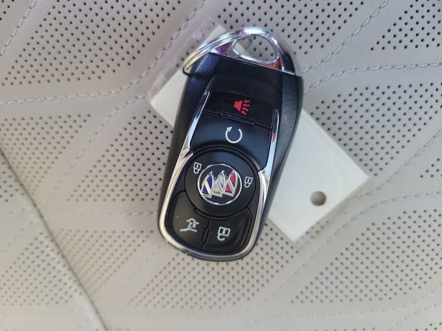 Used 2023 Buick Enclave Avenir w/ Avenir Technology Package image 29