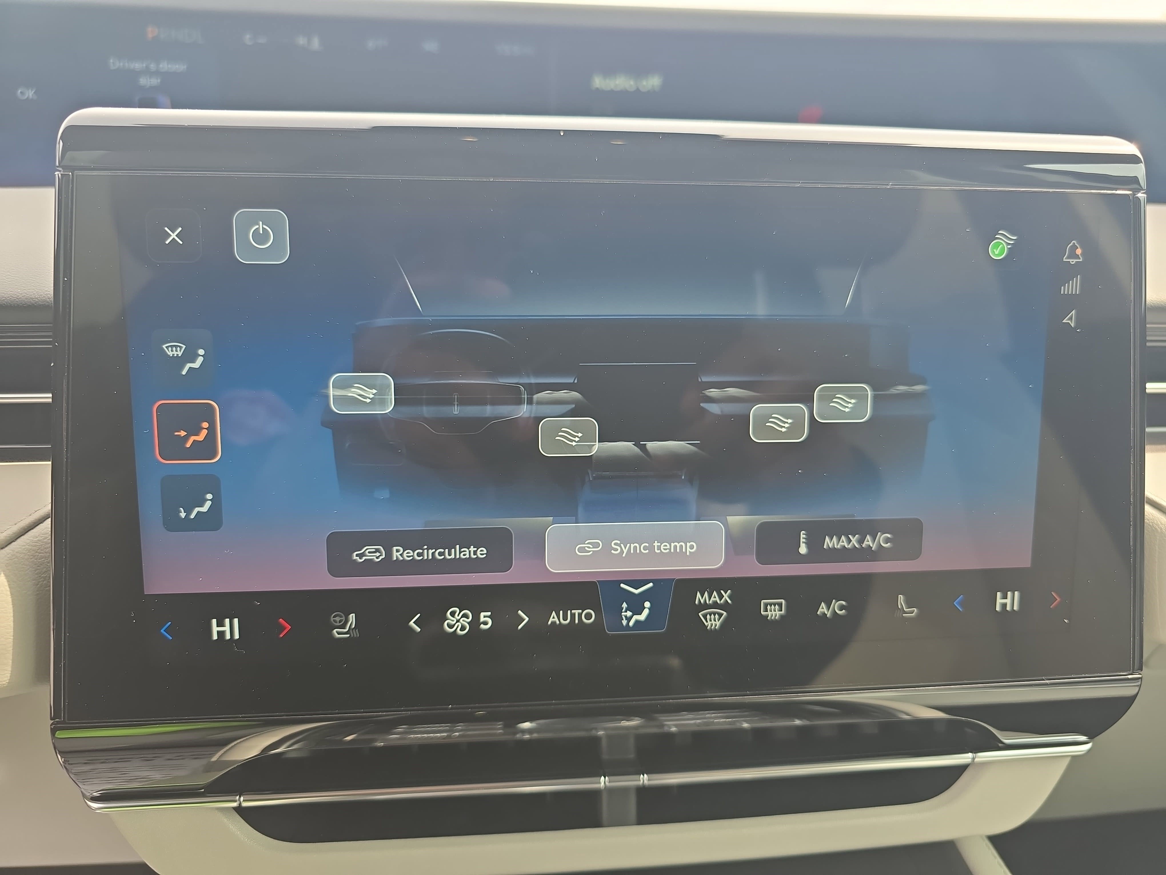 New 2026 Lincoln Nautilus Premier w/ Equipment Group 102A AWD/4WD image 21