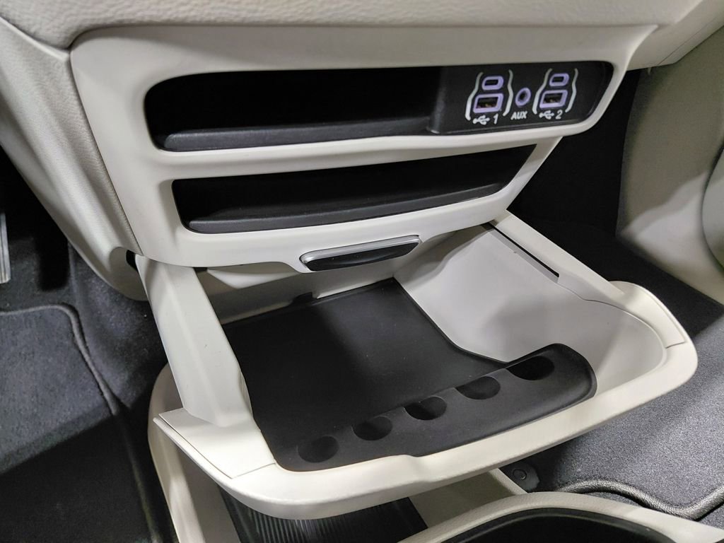 Certified 2021 Chrysler Pacifica Touring-L image 37