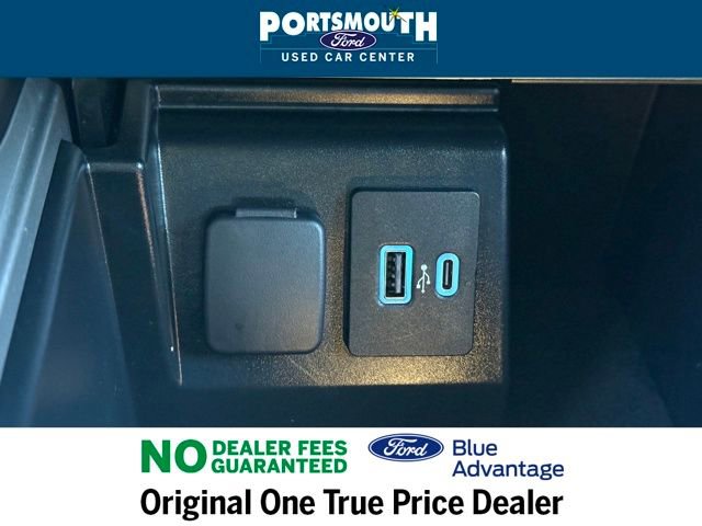 Certified 2022 Ford Explorer XLT w/ Equipment Group 202A image 17