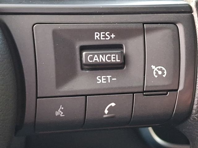 Used 2024 Nissan Rogue S image 22