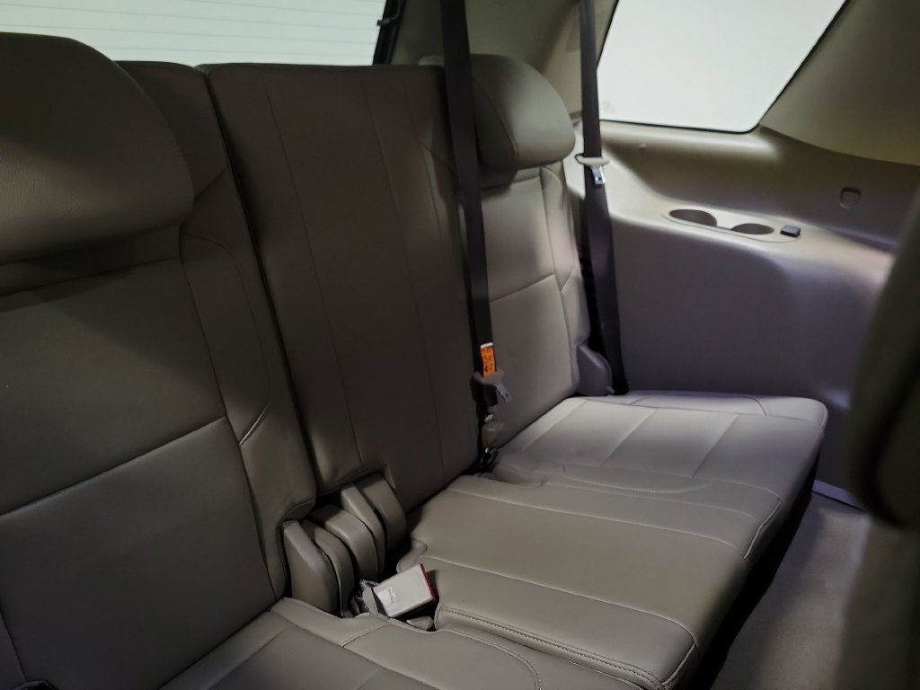 Used 2020 Chevrolet Tahoe LT w/ Luxury Package RWD image 37