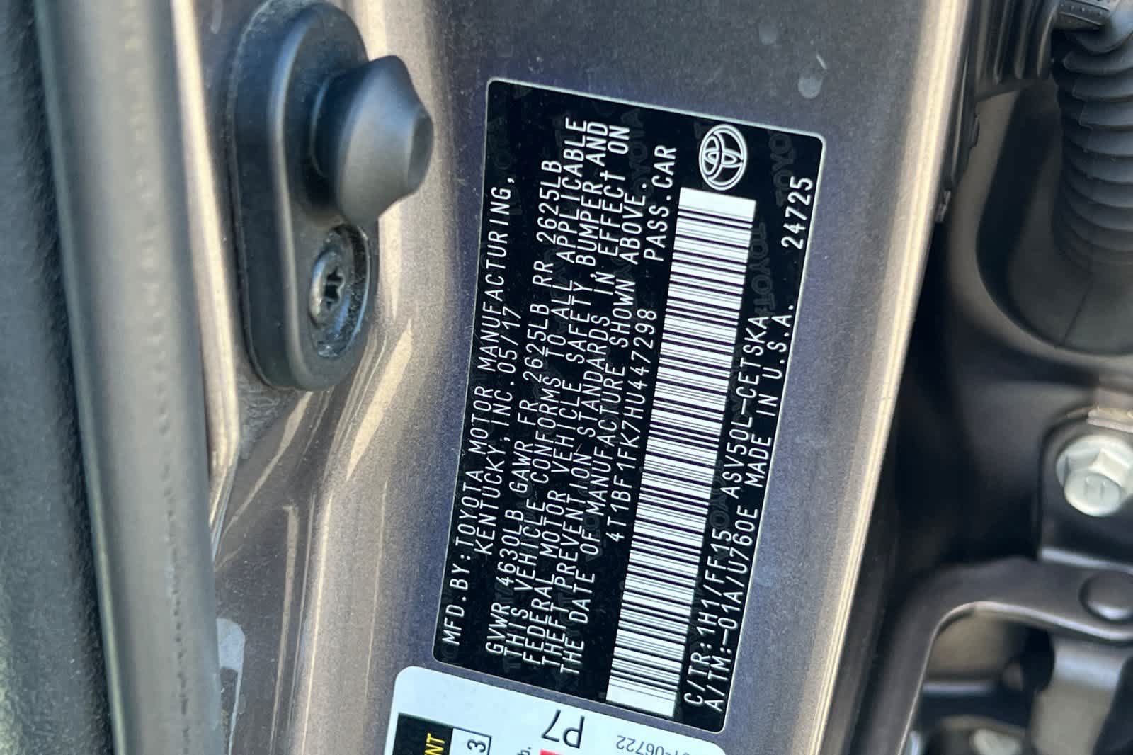 Used 2017 Toyota Camry SE FWD image 30