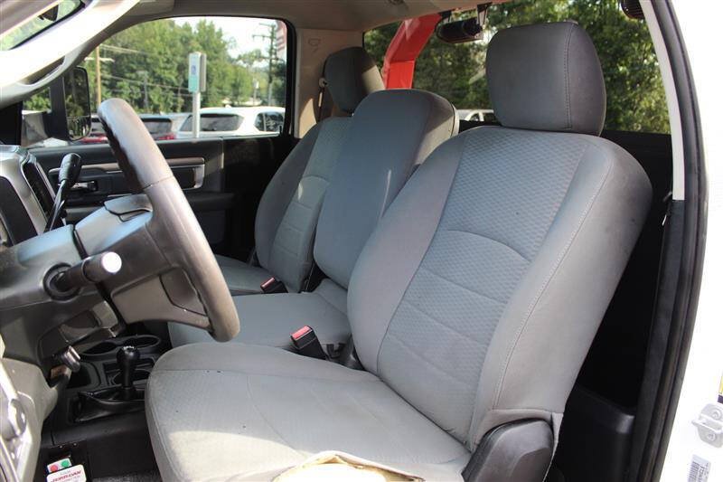 Used 2018 RAM 5500 4x4 Regular Cab image 20