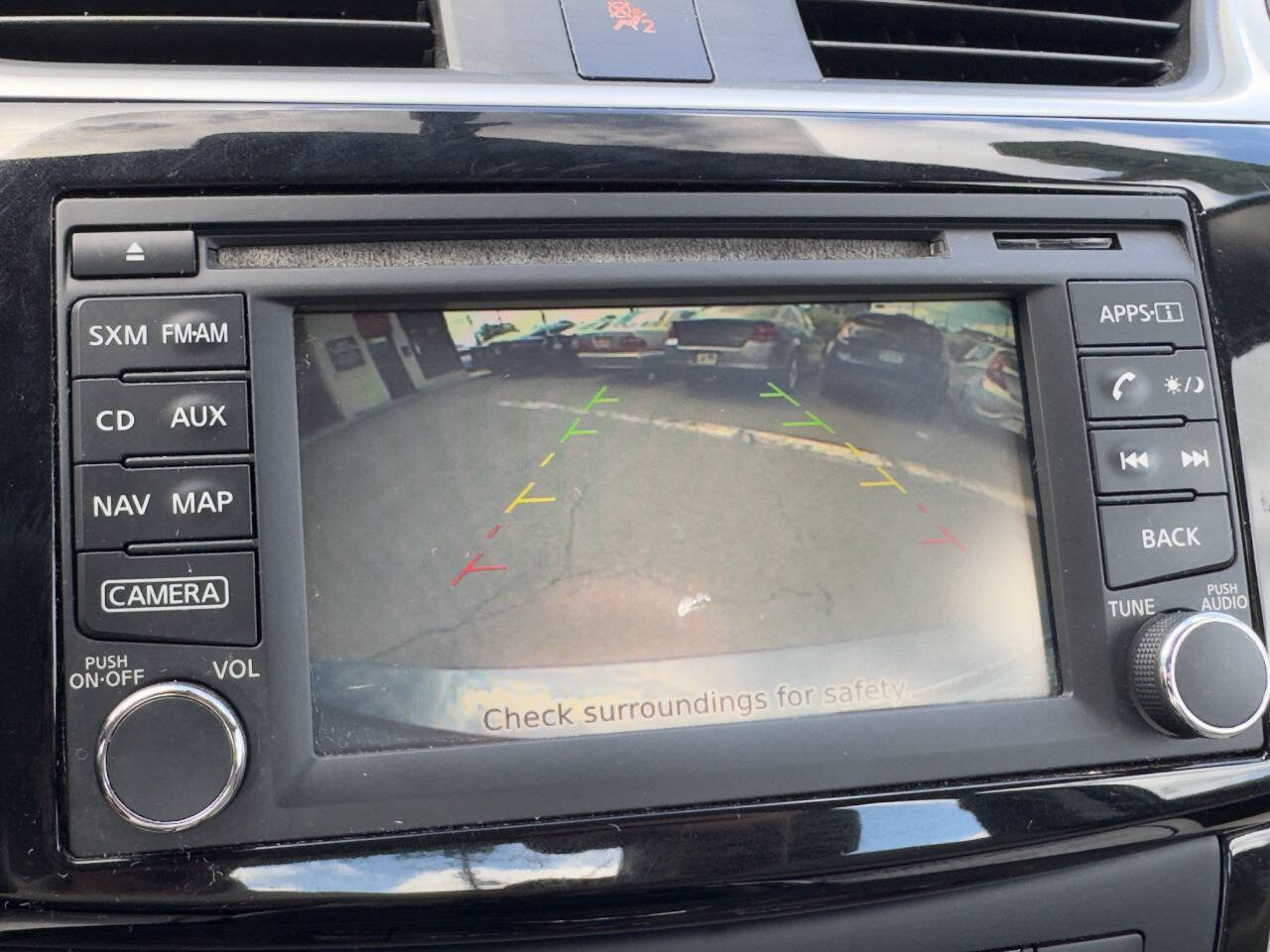 Used 2016 Nissan Sentra SL w/ Technology Package FWD image 19
