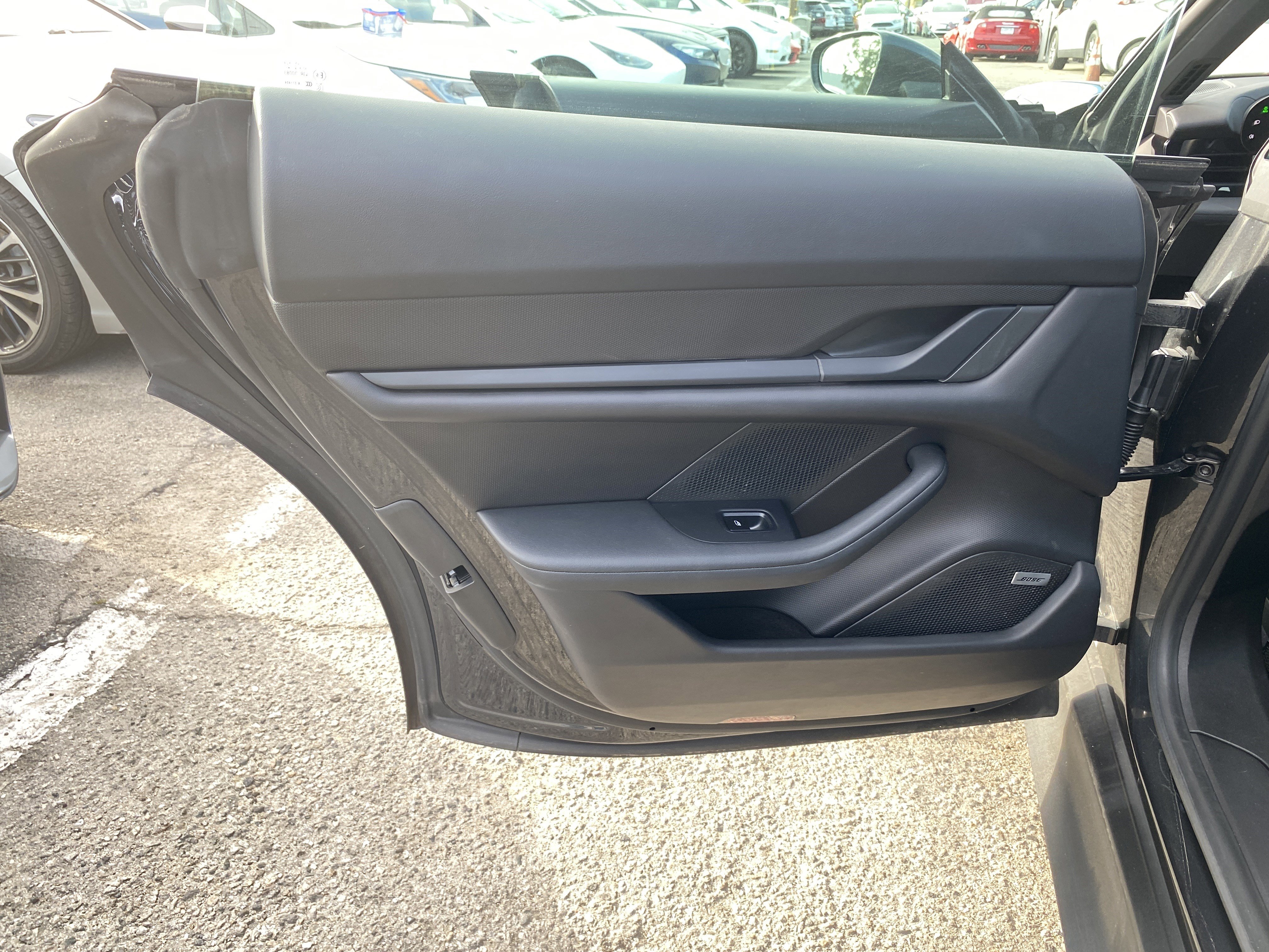 Used 2021 Porsche Taycan image 20