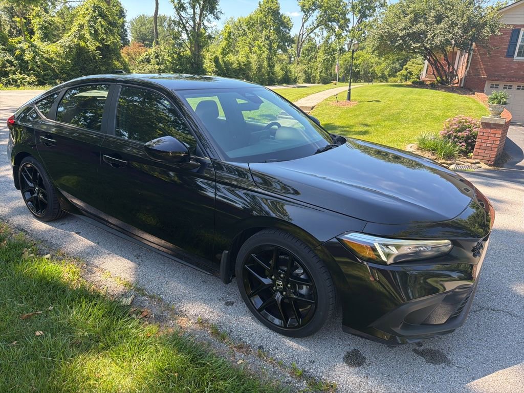 Used 2023 Honda Civic Sport image 10