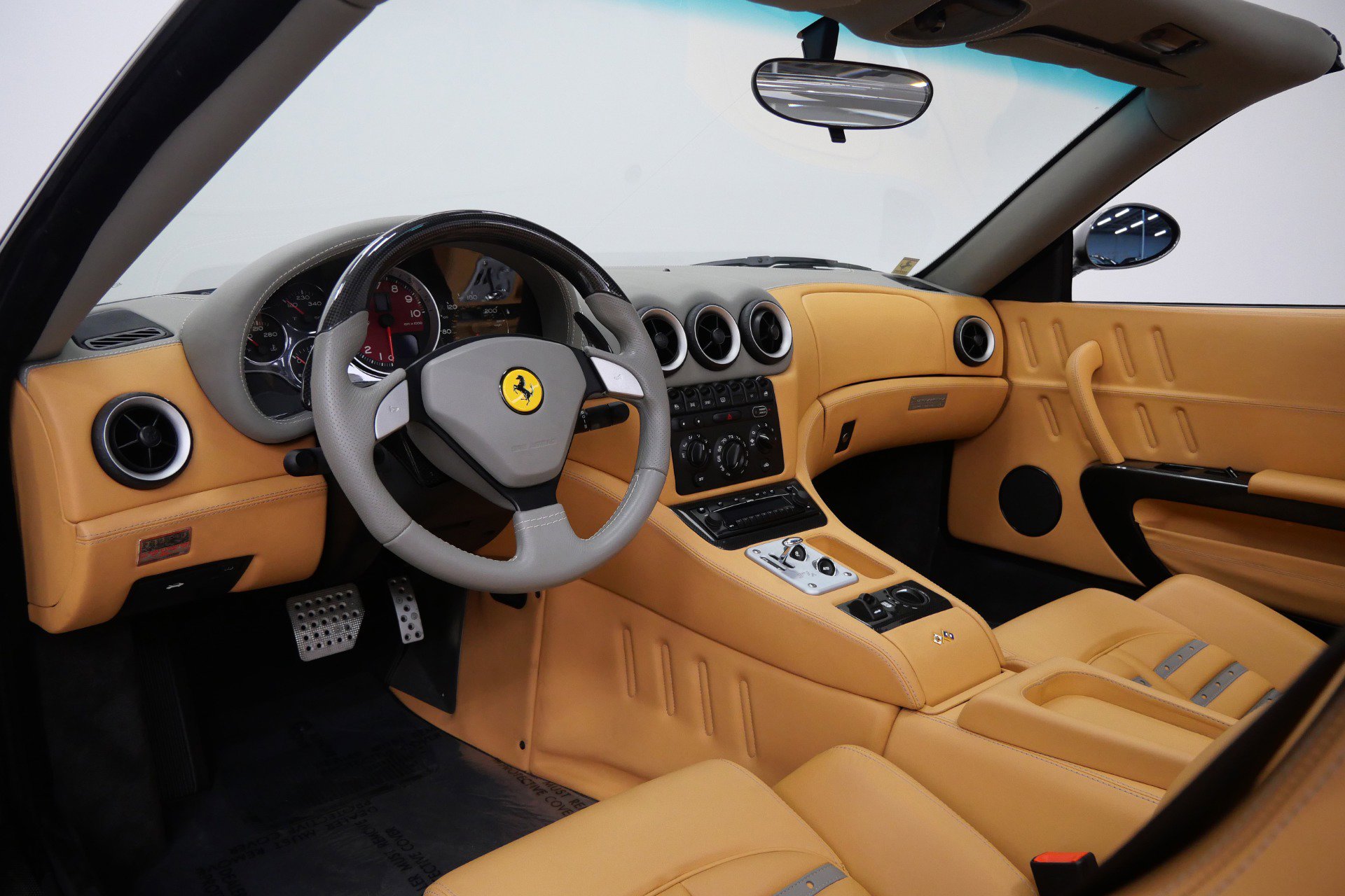 Used 2005 Ferrari 575M Maranello Superamerica RWD image 37