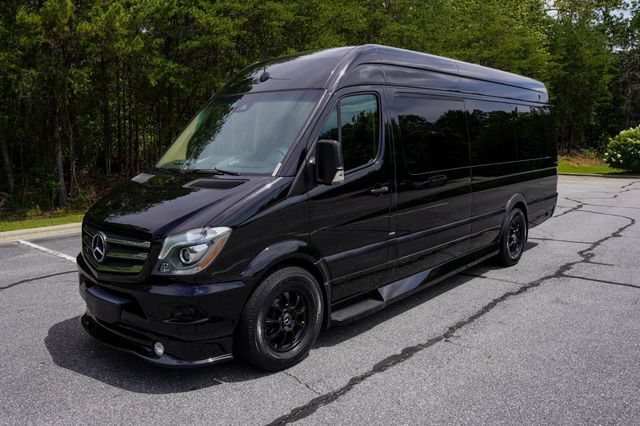Used 2016 Mercedes-Benz Sprinter 2500 image 3