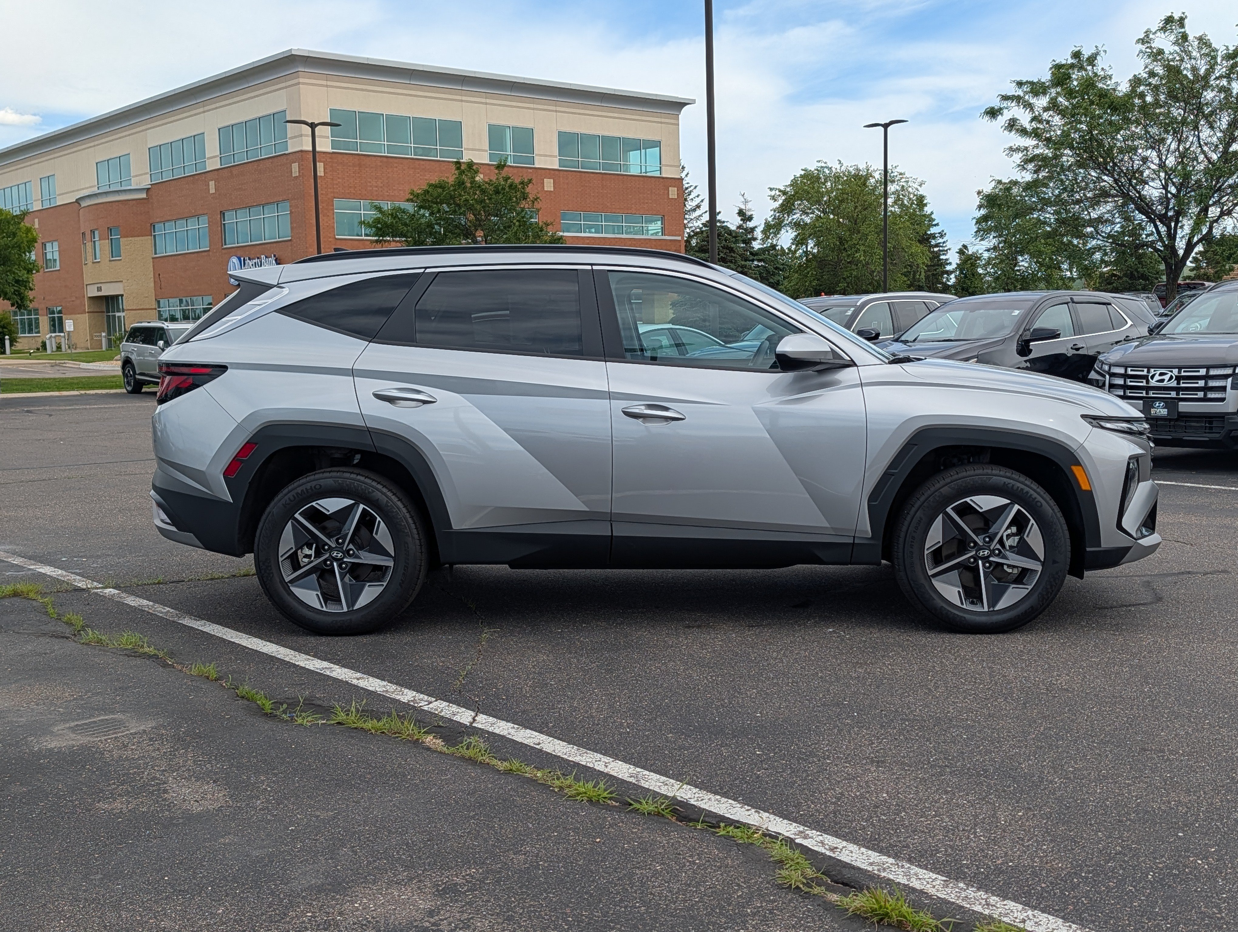 Used 2025 Hyundai Tucson SEL AWD/4WD image 6