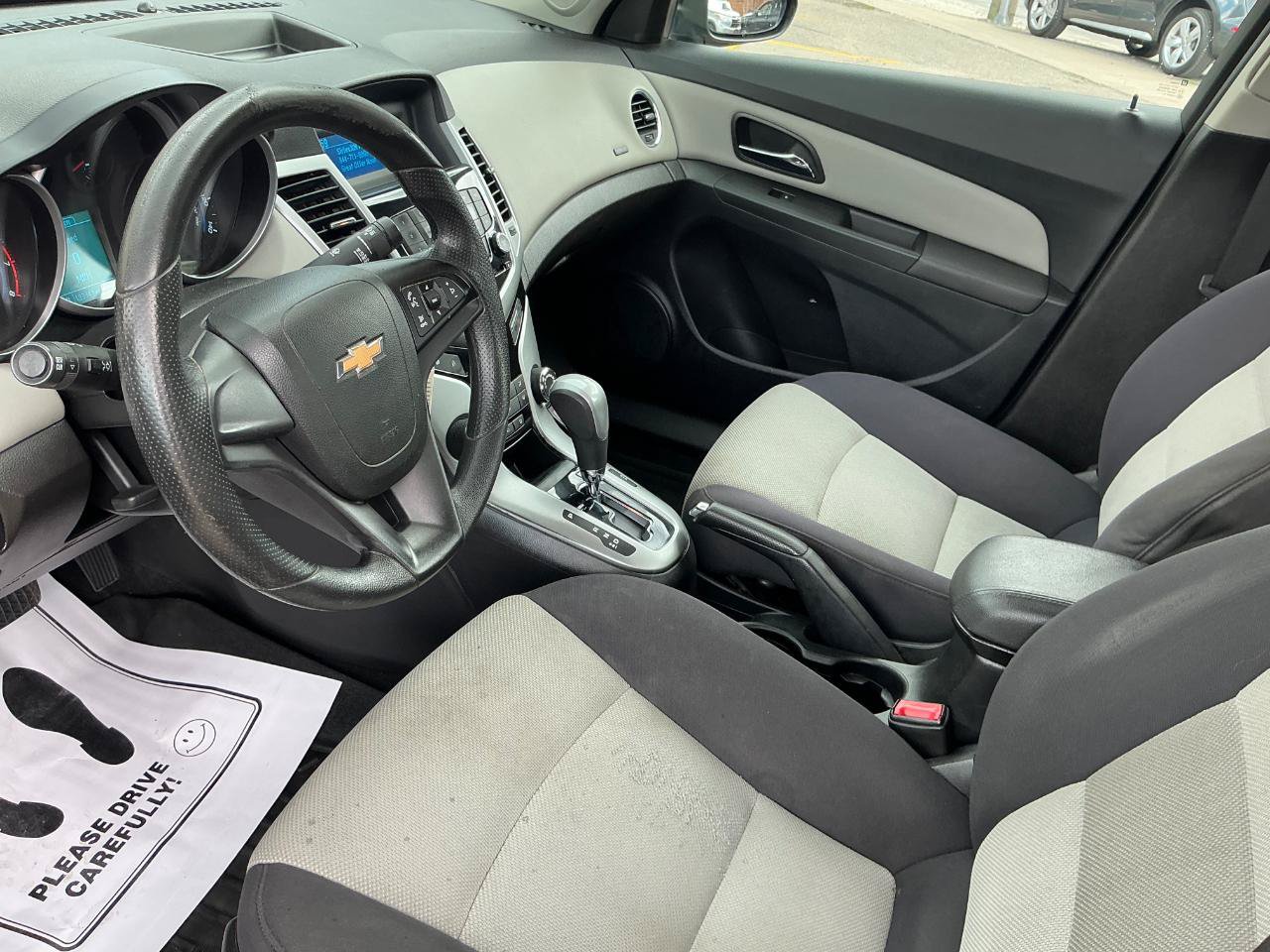 Used 2014 Chevrolet Cruze LT FWD image 14