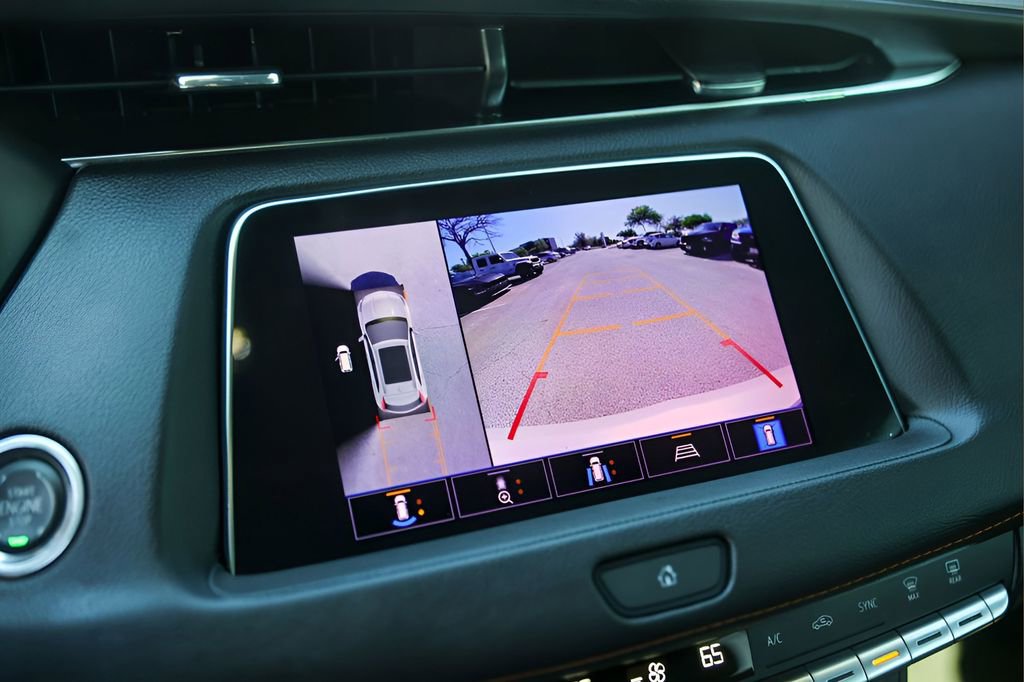 Used 2022 Cadillac XT4 Sport image 17