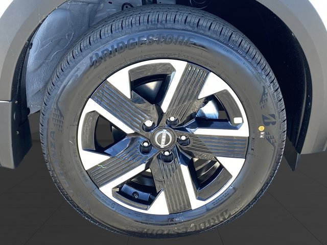 New 2027 Nissan Kicks SV AWD/4WD image 11