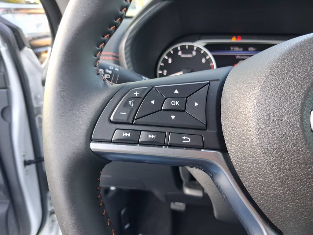 Used 2025 Nissan Sentra SR FWD image 24