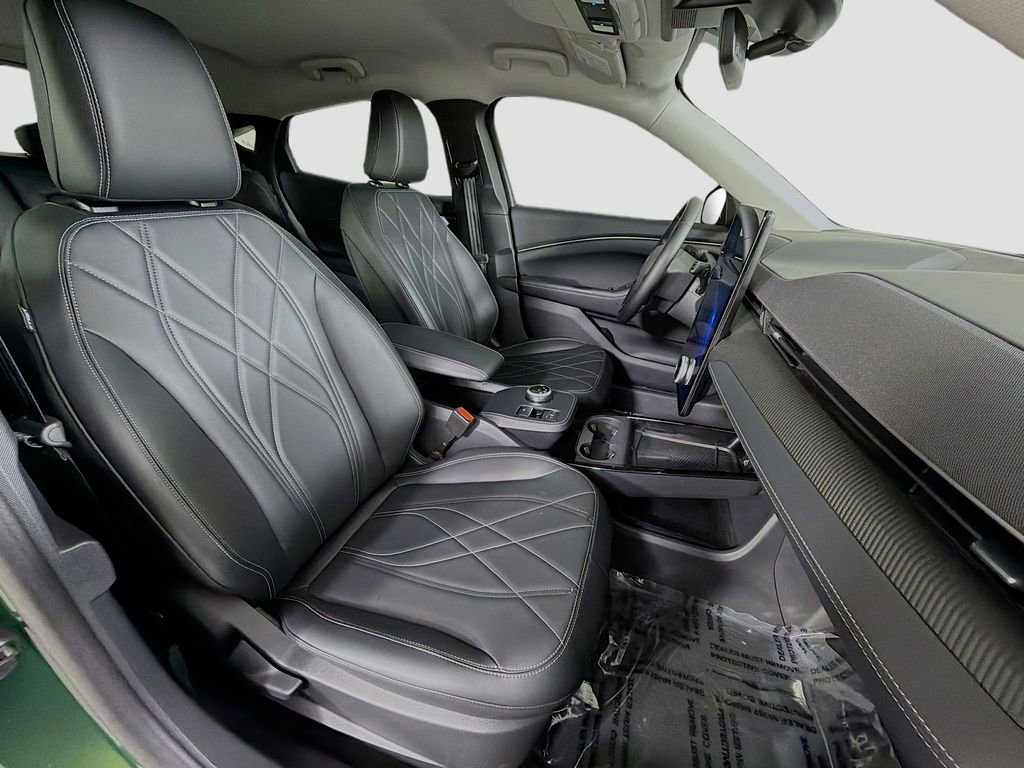 Used 2024 Ford Mustang Mach-E Select image 31