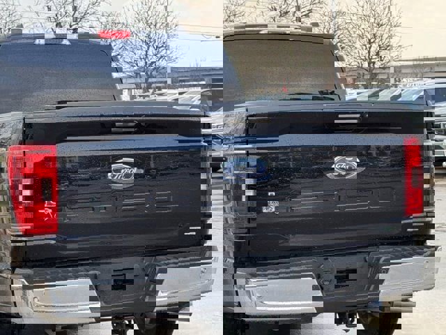 Used 2021 Ford F150 XLT w/ Equipment Group 302A High image 8