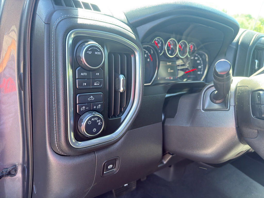 Certified 2021 Chevrolet Silverado 1500 LT AWD/4WD image 15