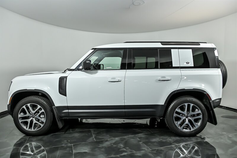 Used 2020 Land Rover Defender 110 HSE AWD/4WD image 6
