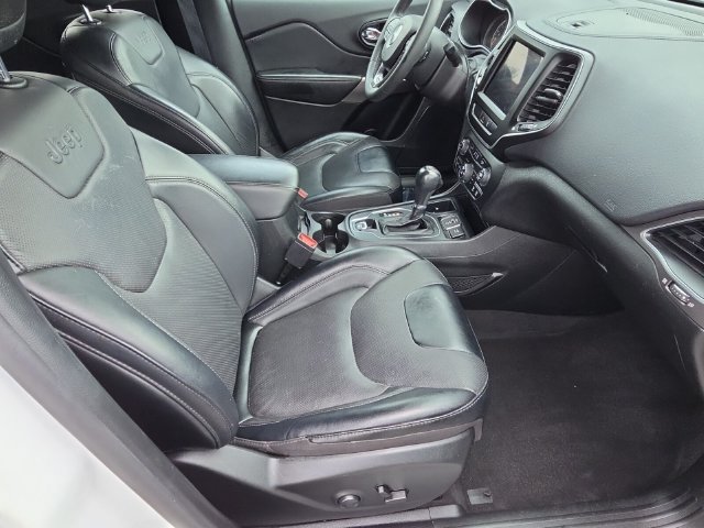 Used 2022 Jeep Cherokee Latitude Lux FWD image 18