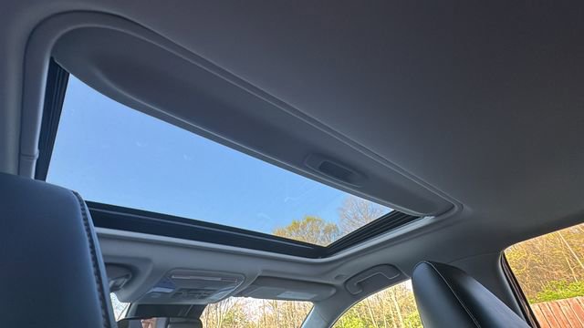 Used 2023 Toyota RAV4 XLE Premium AWD/4WD image 10