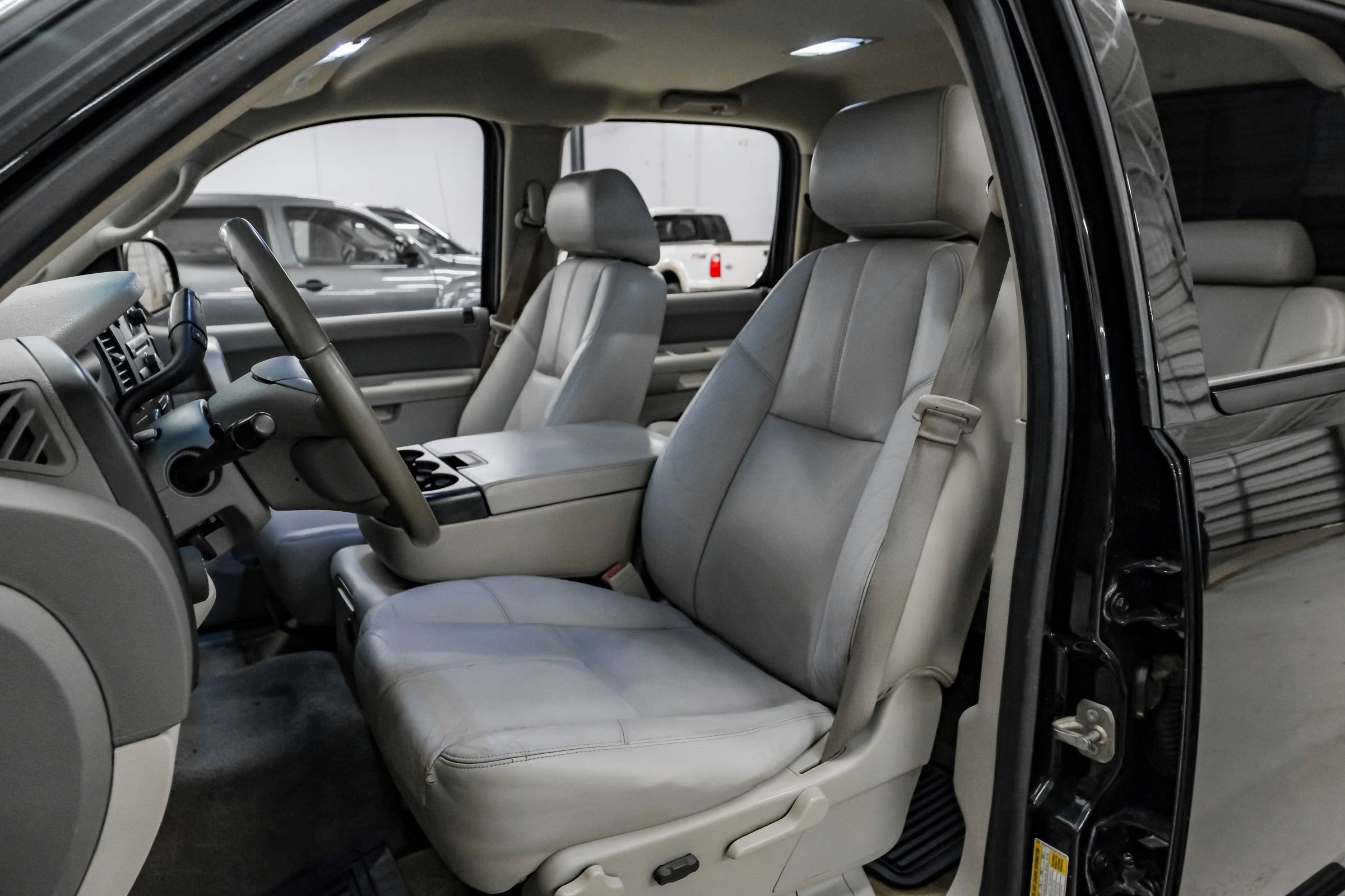 Used 2013 Chevrolet Silverado 1500 LT w/ All-Star Edition image 3