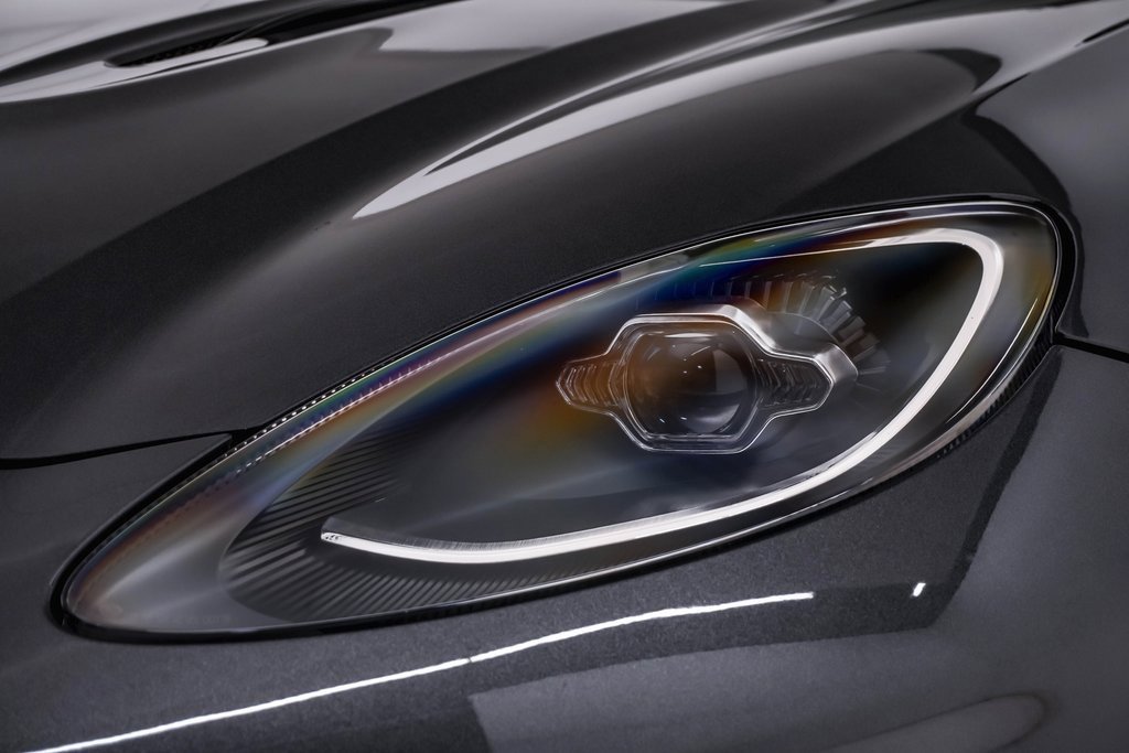 Used 2025 Aston Martin DBX 707 image 14