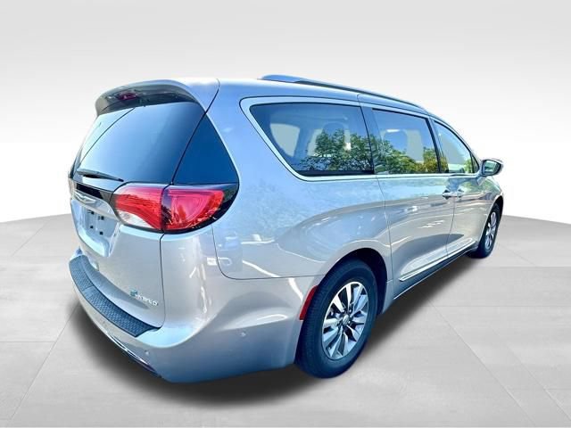 Used 2020 Chrysler Pacifica Limited w/ Advanced Safetytec Group FWD image 7