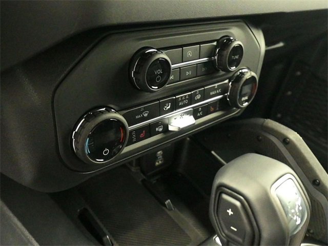 New 2025 Ford Bronco Big Bend w/ Black Diamond Package image 17