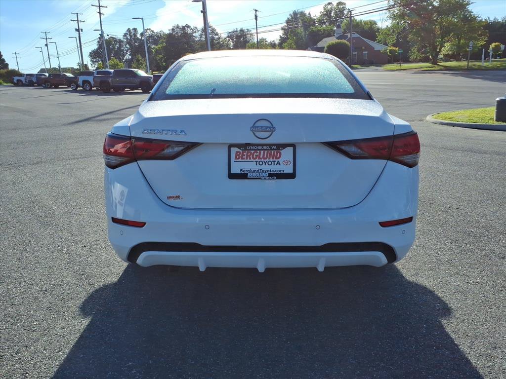 Used 2025 Nissan Sentra S FWD image 10