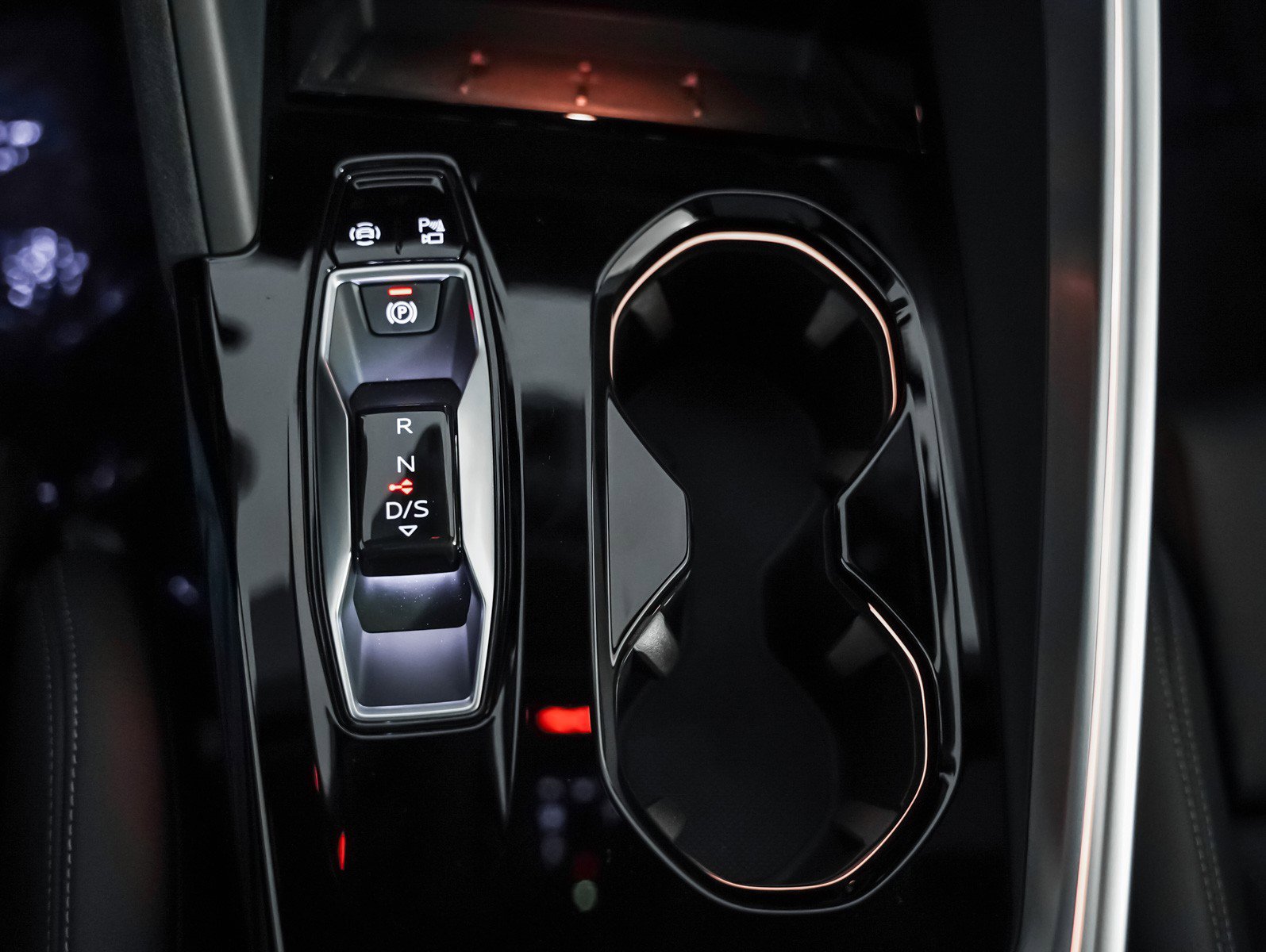 New 2025 Audi SQ5 Premium Plus image 18