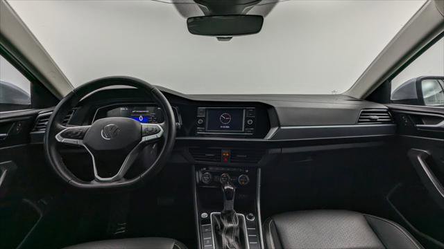 Used 2024 Volkswagen Jetta SE FWD image 23