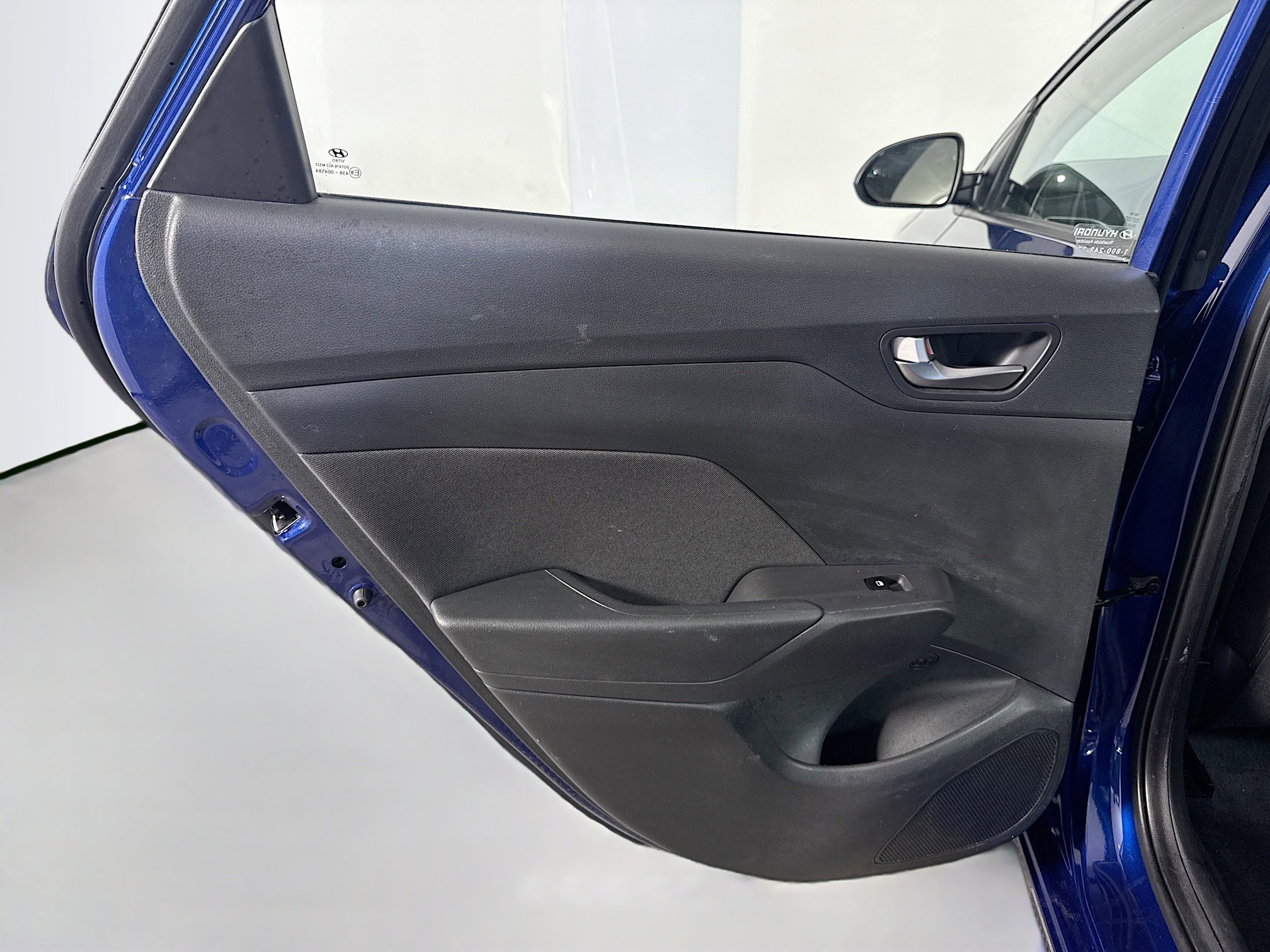 Used 2022 Hyundai Accent SE image 25