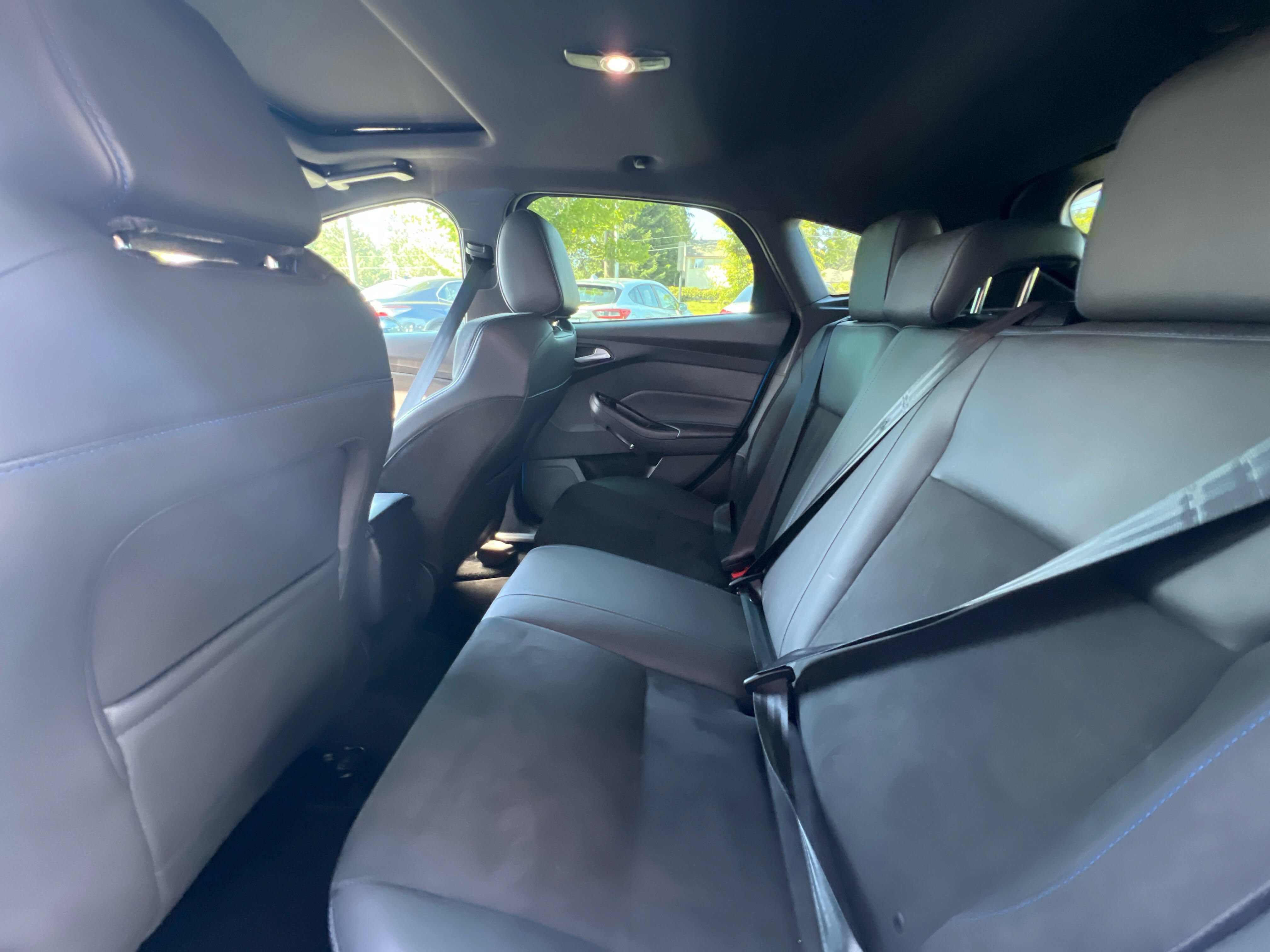 Used 2018 Ford Focus RS AWD/4WD image 30