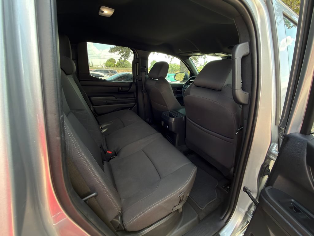 Used 2025 Toyota Tacoma SR AWD/4WD image 30