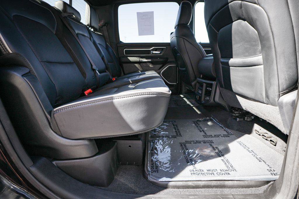 Used 2025 RAM 1500 Laramie image 27