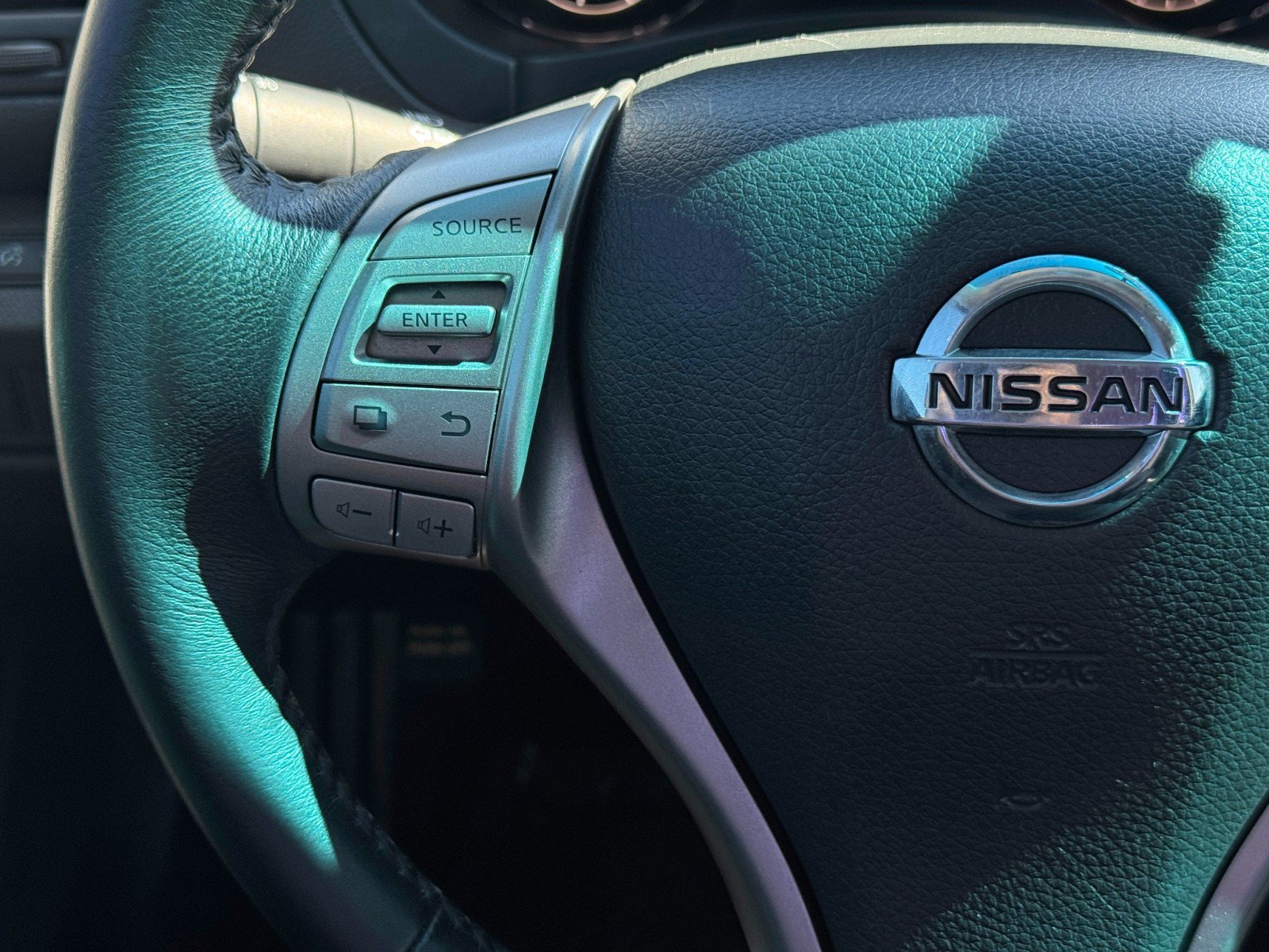 Used 2015 Nissan Altima 2.5 SV w/ Convenience Package FWD image 21