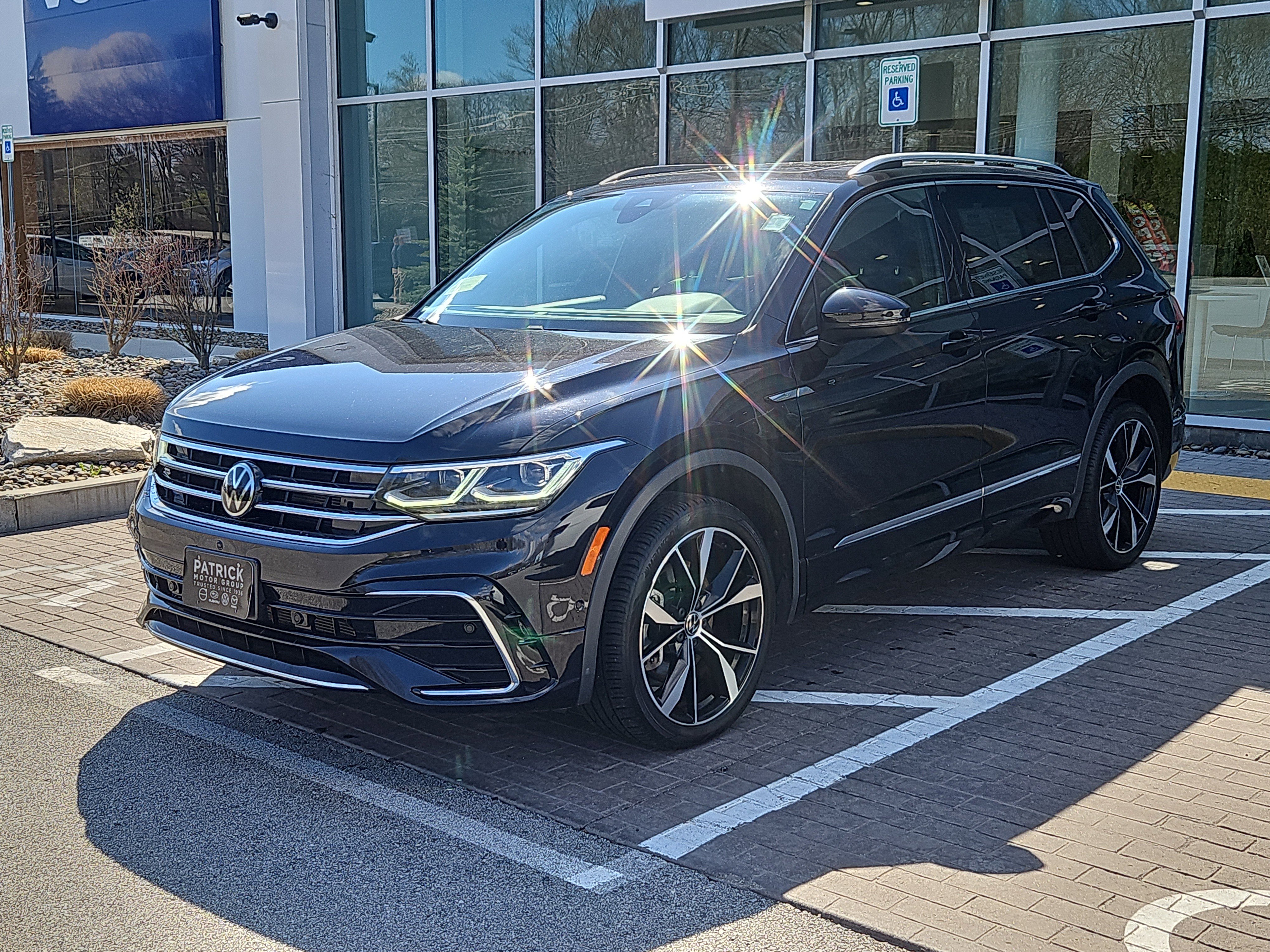 Used 2022 Volkswagen Tiguan SEL R-Line image 27