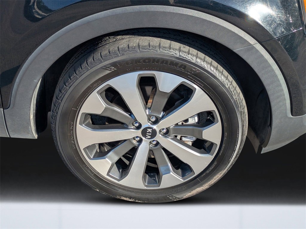 Used 2020 Kia Telluride S w/ S 8 Passenger Seating Package image 10