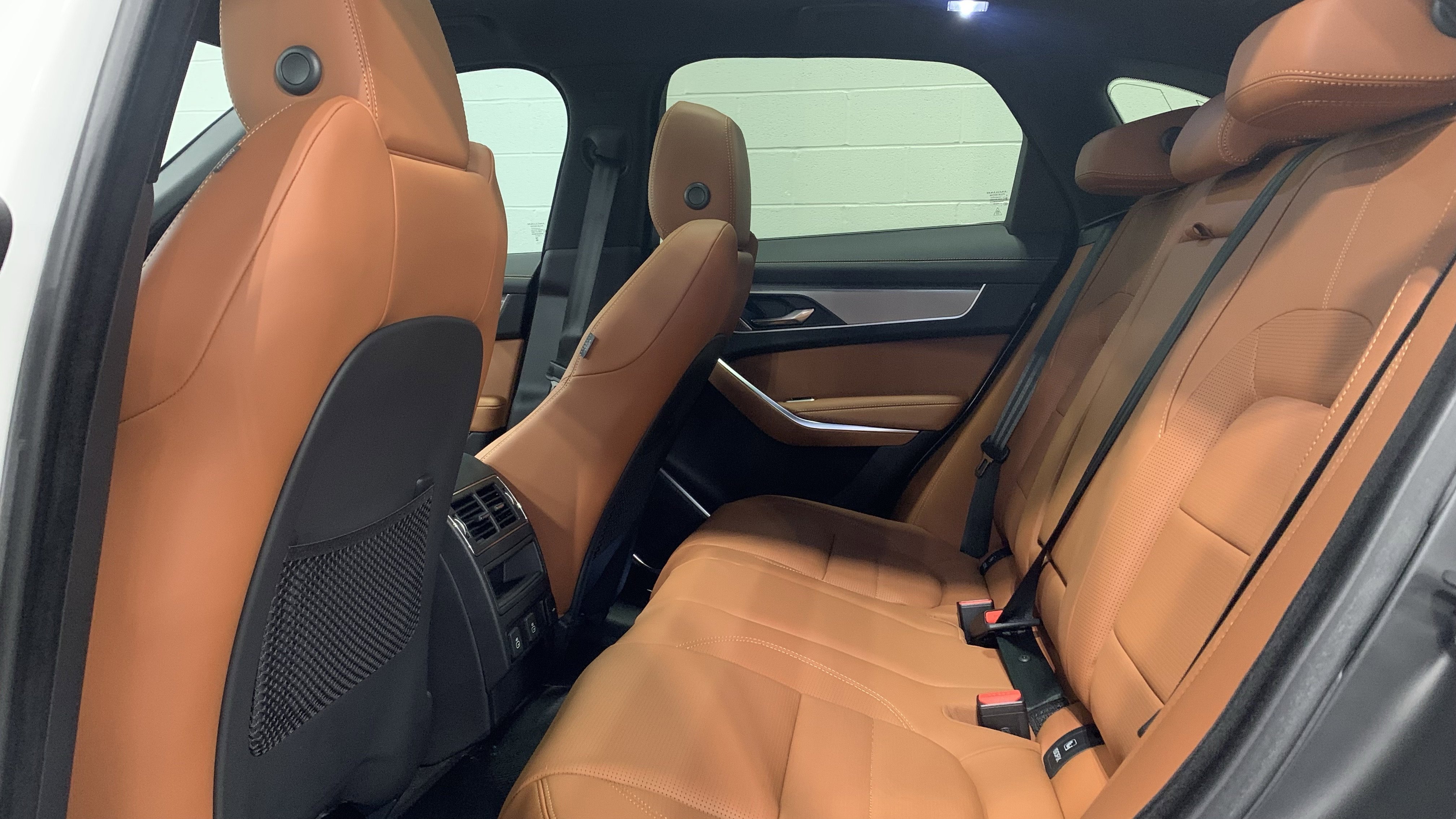 New 2026 Jaguar F-PACE R-Dynamic S image 6