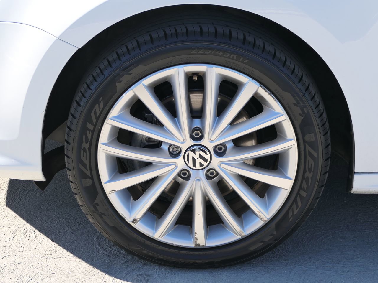 Used 2016 Volkswagen Jetta SEL image 10