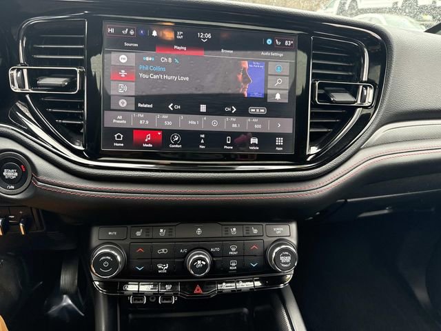 Used 2024 Dodge Durango GT image 26