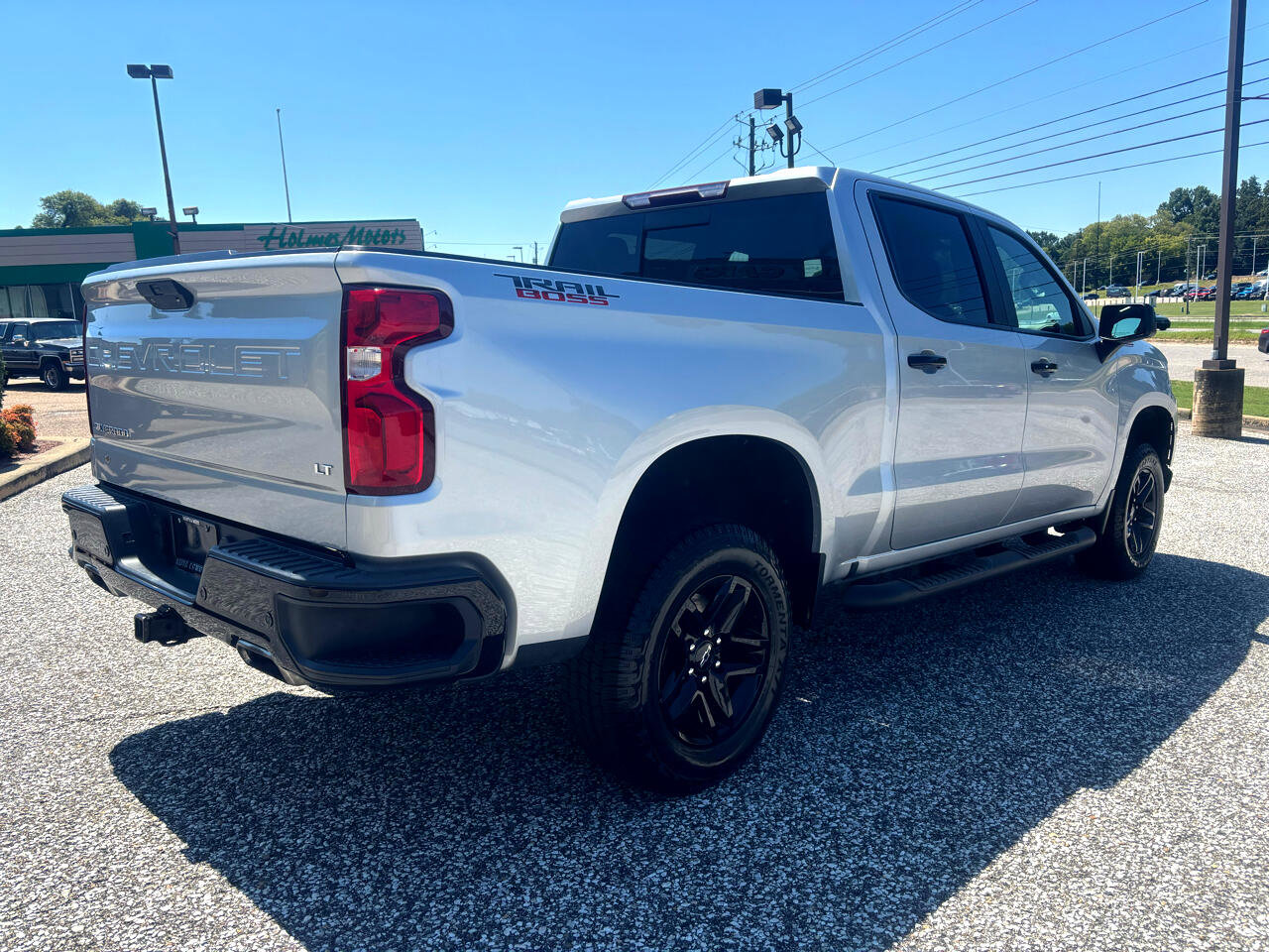 Used 2020 Chevrolet Silverado 1500 LT Trail Boss image 6