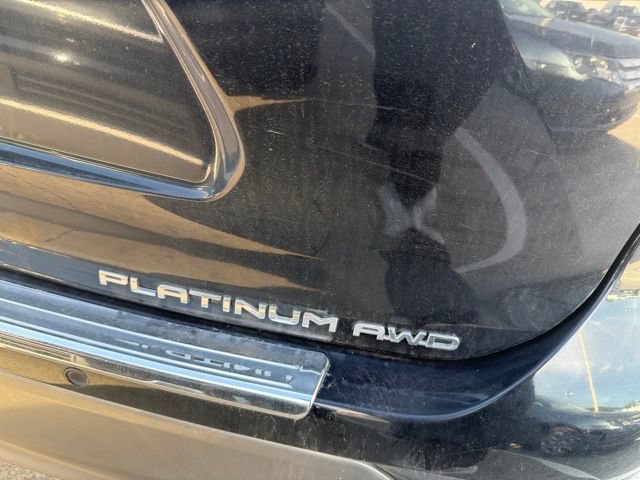 Used 2024 Toyota Highlander Platinum AWD/4WD image 26