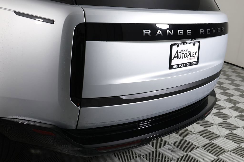 Used 2025 Land Rover Range Rover SE AWD/4WD image 46