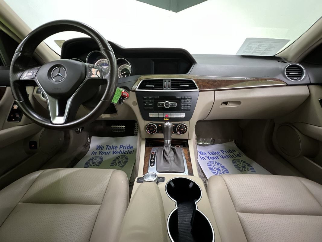 Used 2013 Mercedes-Benz C 300 4MATIC Sedan w/ Premium 1 Pkg image 17
