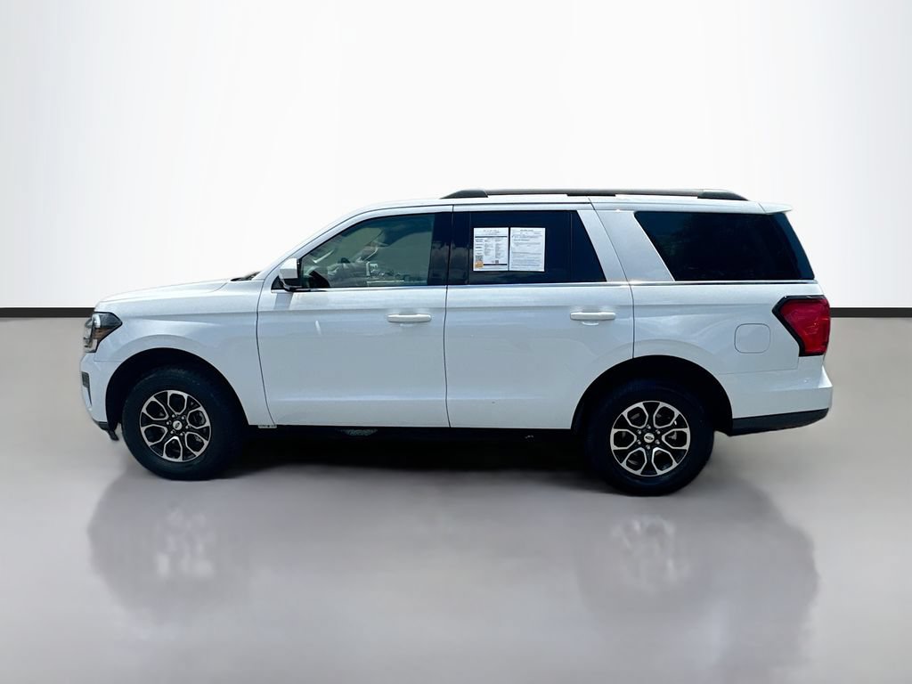 Used 2022 Ford Expedition XLT RWD image 4