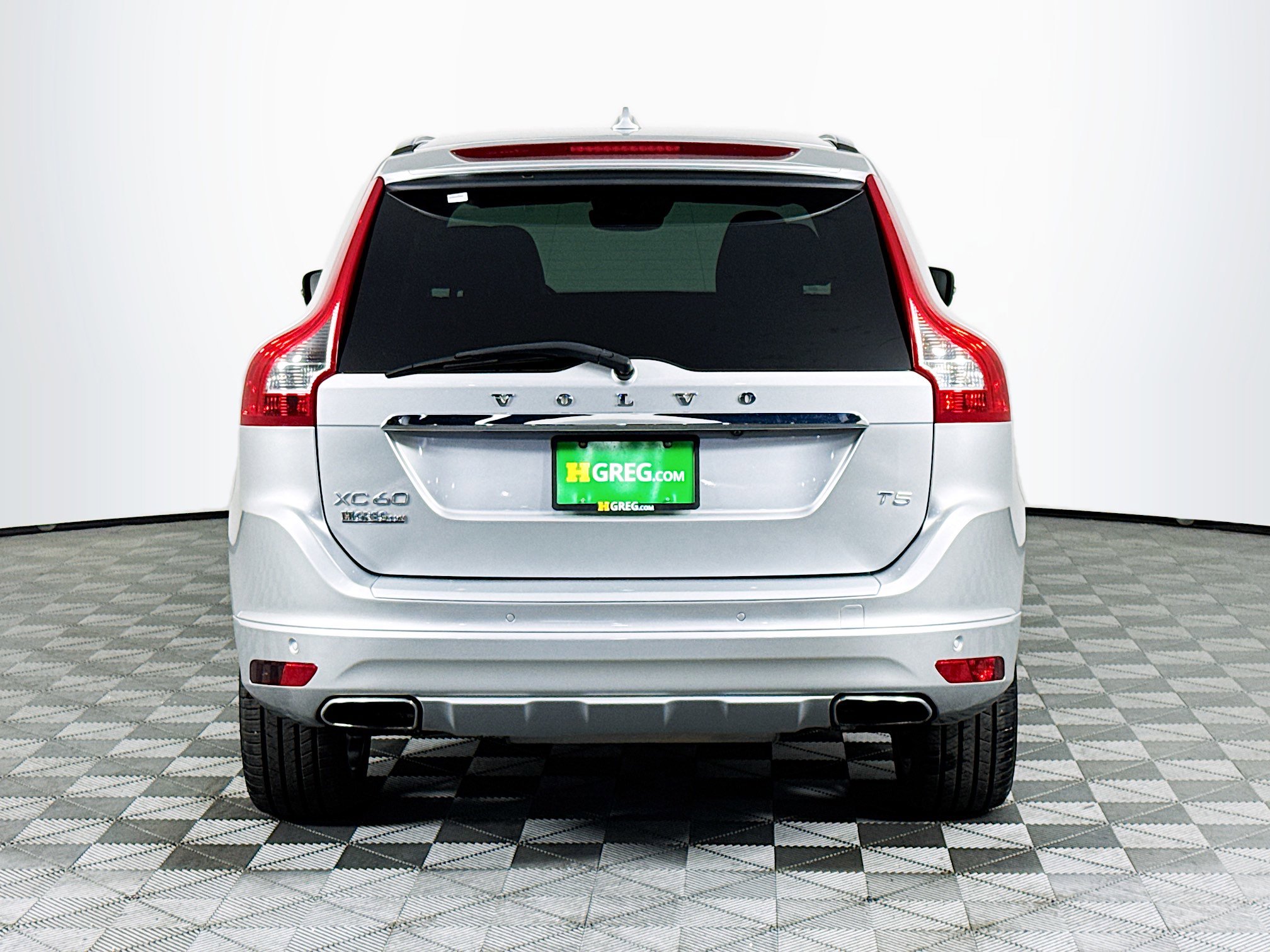 Used 2016 Volvo XC60 T5 Platinum w/ Protection Package image 8