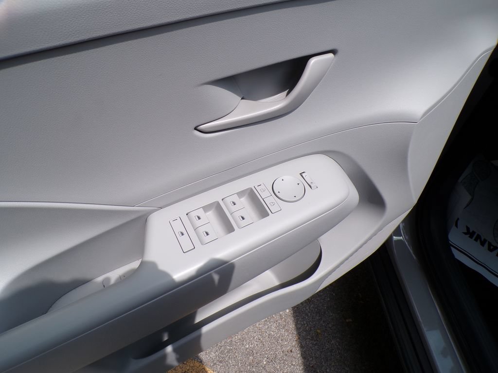 Certified 2026 Hyundai Kona SE AWD/4WD image 23